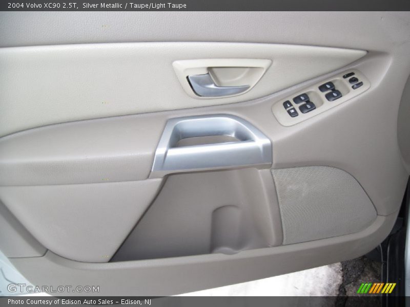 Door Panel of 2004 XC90 2.5T