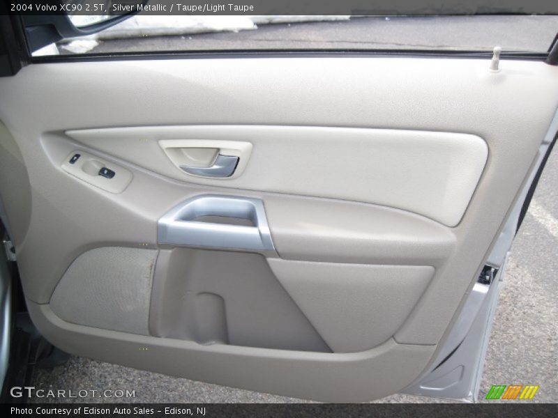 Door Panel of 2004 XC90 2.5T