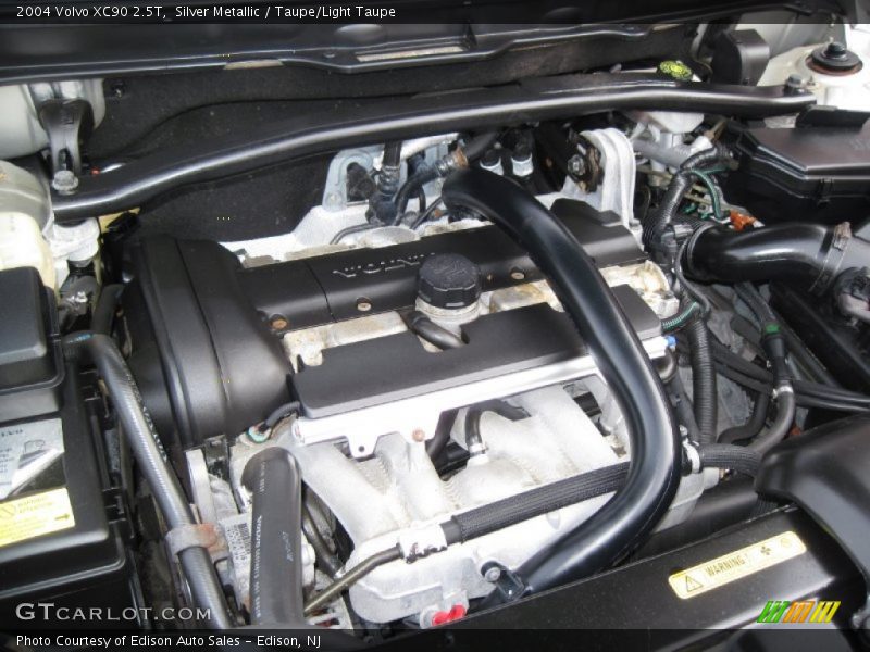  2004 XC90 2.5T Engine - 2.5 Liter Turbocharged DOHC 20-Valve 5 Cylinder