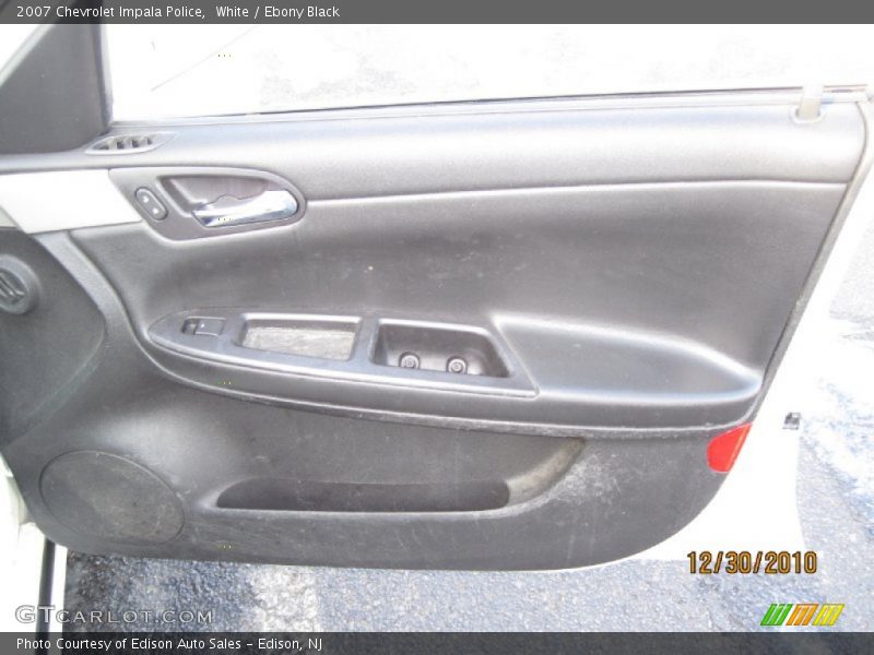 White / Ebony Black 2007 Chevrolet Impala Police