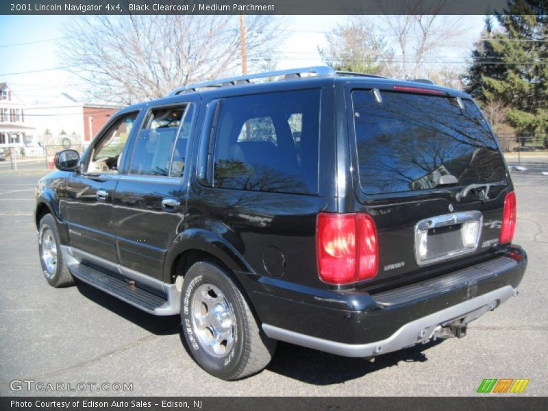 Black Clearcoat / Medium Parchment 2001 Lincoln Navigator 4x4