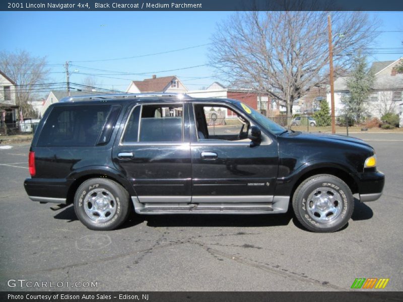 Black Clearcoat / Medium Parchment 2001 Lincoln Navigator 4x4