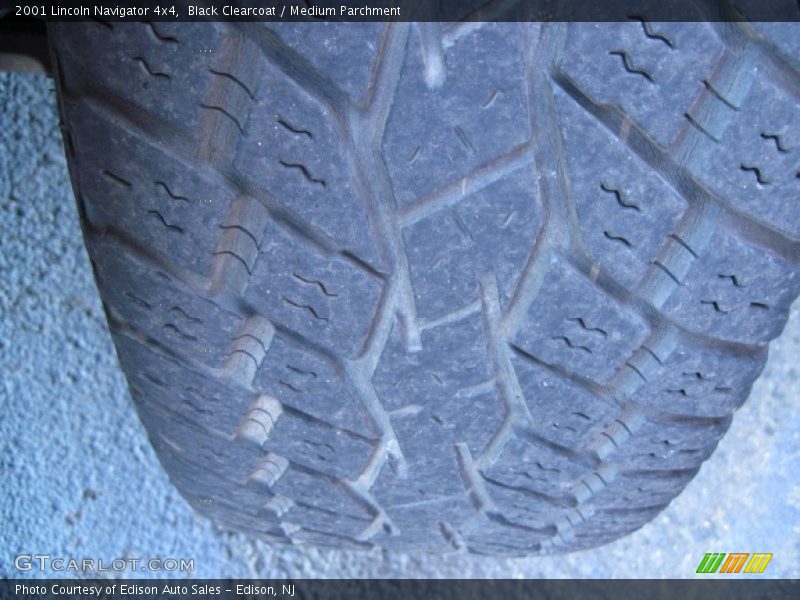 Black Clearcoat / Medium Parchment 2001 Lincoln Navigator 4x4