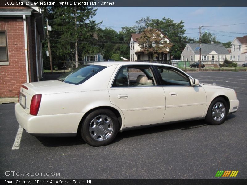 White Diamond Pearl / Oatmeal 2002 Cadillac DeVille Sedan