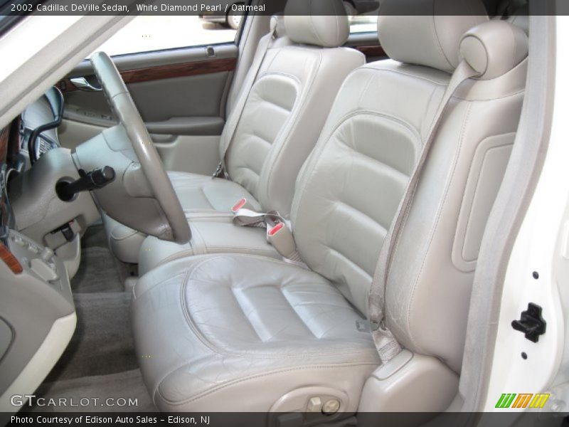 White Diamond Pearl / Oatmeal 2002 Cadillac DeVille Sedan