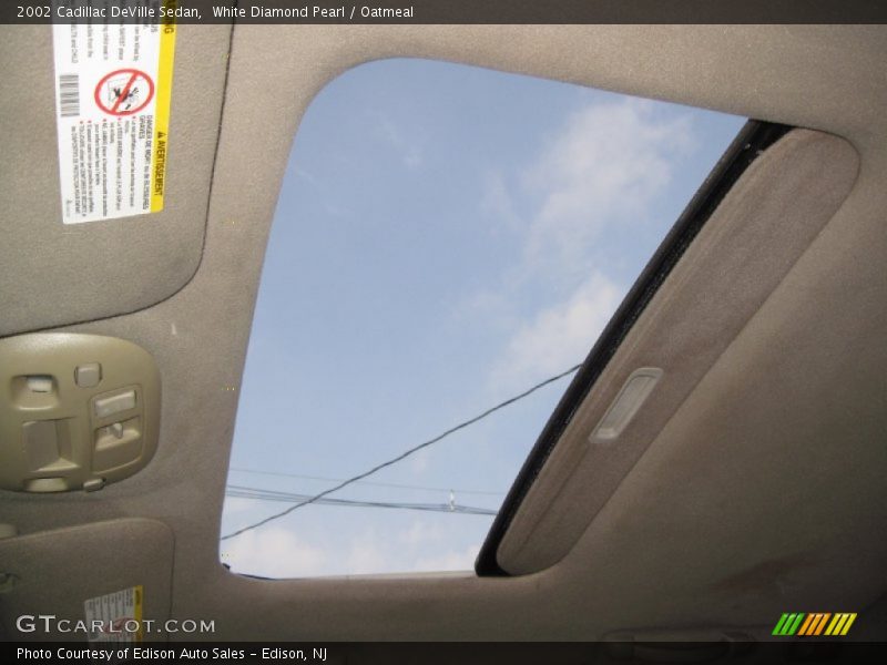 White Diamond Pearl / Oatmeal 2002 Cadillac DeVille Sedan