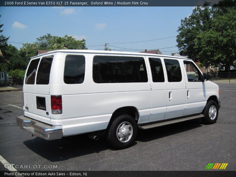 Oxford White / Medium Flint Grey 2006 Ford E Series Van E350 XLT 15 Passenger