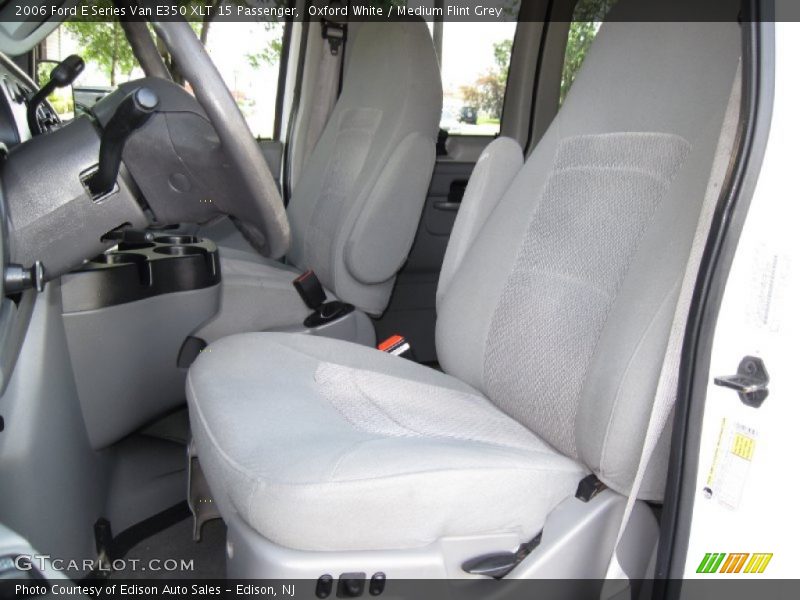 Oxford White / Medium Flint Grey 2006 Ford E Series Van E350 XLT 15 Passenger