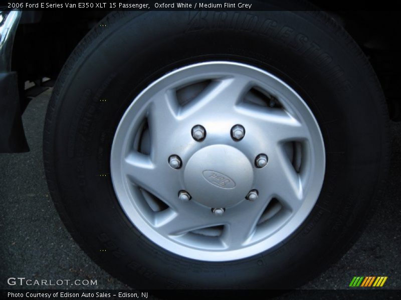 Oxford White / Medium Flint Grey 2006 Ford E Series Van E350 XLT 15 Passenger