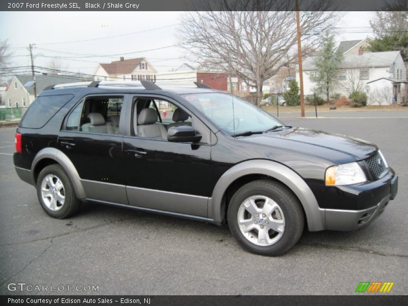 Black / Shale Grey 2007 Ford Freestyle SEL