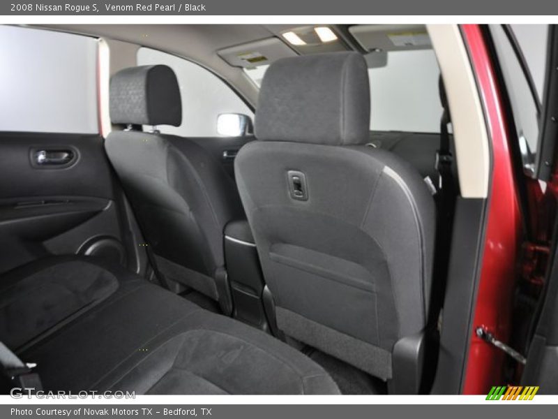 Venom Red Pearl / Black 2008 Nissan Rogue S