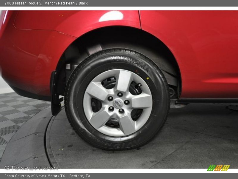 Venom Red Pearl / Black 2008 Nissan Rogue S