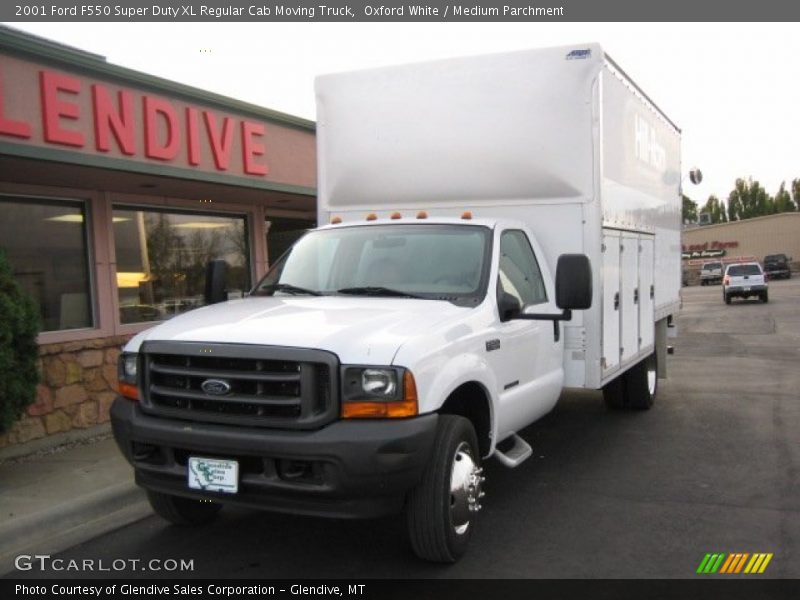 Oxford White / Medium Parchment 2001 Ford F550 Super Duty XL Regular Cab Moving Truck