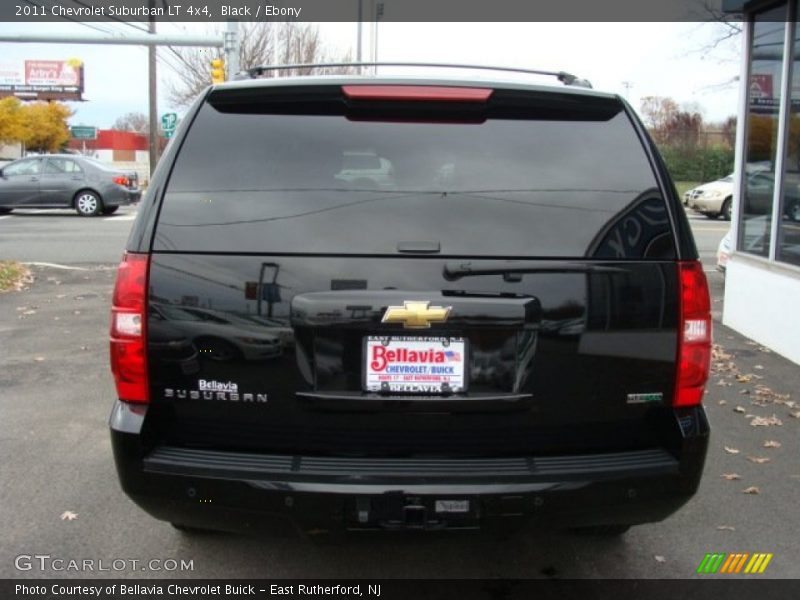 Black / Ebony 2011 Chevrolet Suburban LT 4x4
