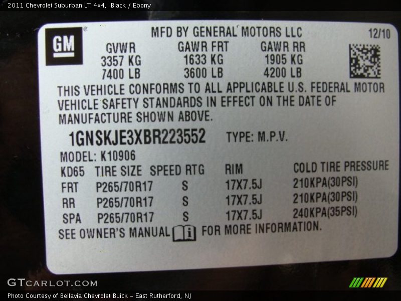 Black / Ebony 2011 Chevrolet Suburban LT 4x4