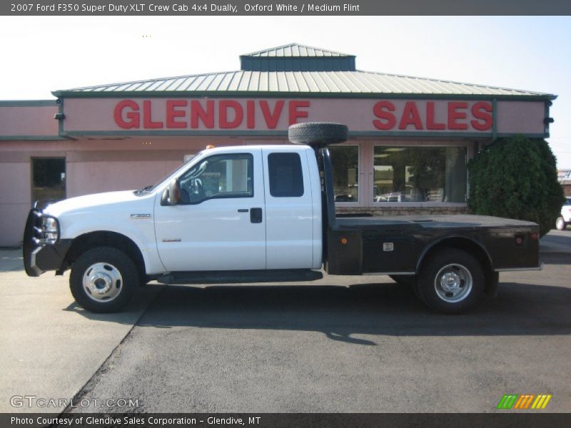 Oxford White / Medium Flint 2007 Ford F350 Super Duty XLT Crew Cab 4x4 Dually