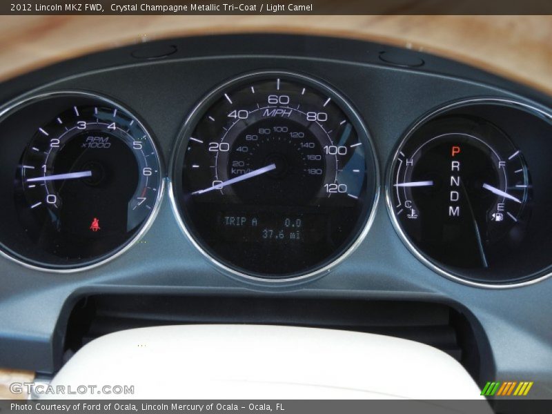Crystal Champagne Metallic Tri-Coat / Light Camel 2012 Lincoln MKZ FWD