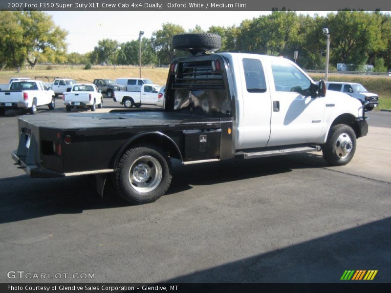 Oxford White / Medium Flint 2007 Ford F350 Super Duty XLT Crew Cab 4x4 Dually