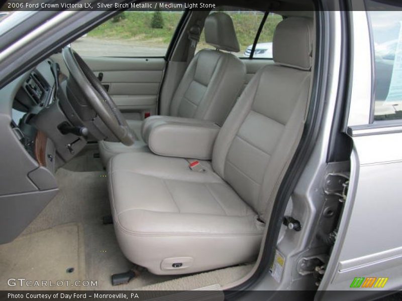  2006 Crown Victoria LX Medium Light Stone Interior