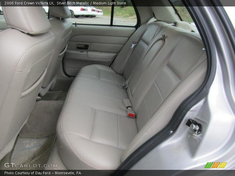 Silver Birch Metallic / Medium Light Stone 2006 Ford Crown Victoria LX