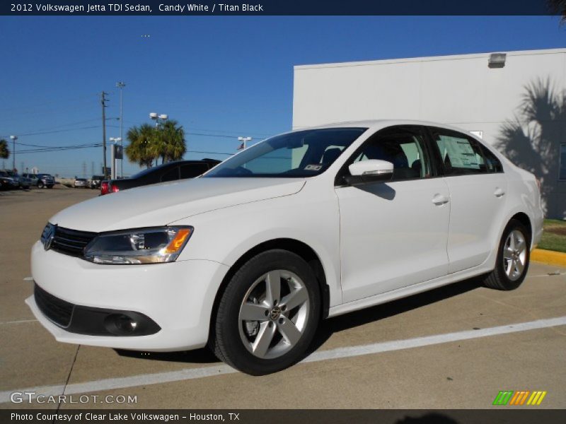 Candy White / Titan Black 2012 Volkswagen Jetta TDI Sedan
