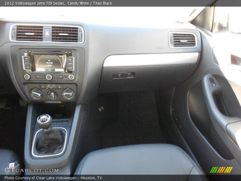 Candy White / Titan Black 2012 Volkswagen Jetta TDI Sedan