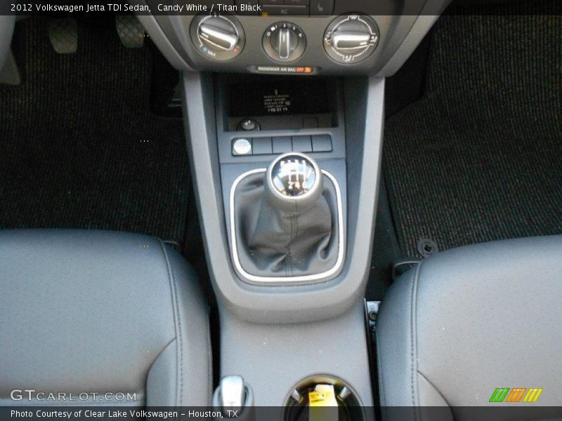 Candy White / Titan Black 2012 Volkswagen Jetta TDI Sedan