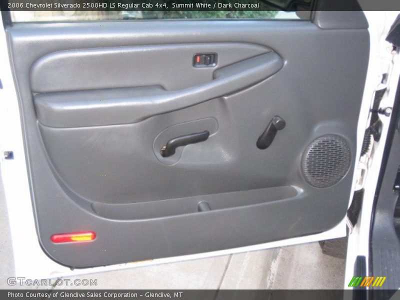 Summit White / Dark Charcoal 2006 Chevrolet Silverado 2500HD LS Regular Cab 4x4