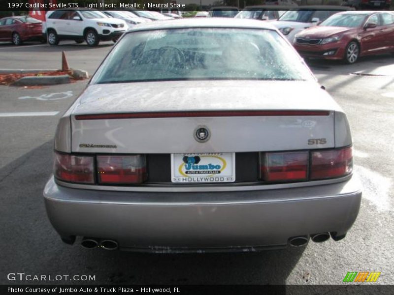 Light Medici Metallic / Neutral Shale 1997 Cadillac Seville STS