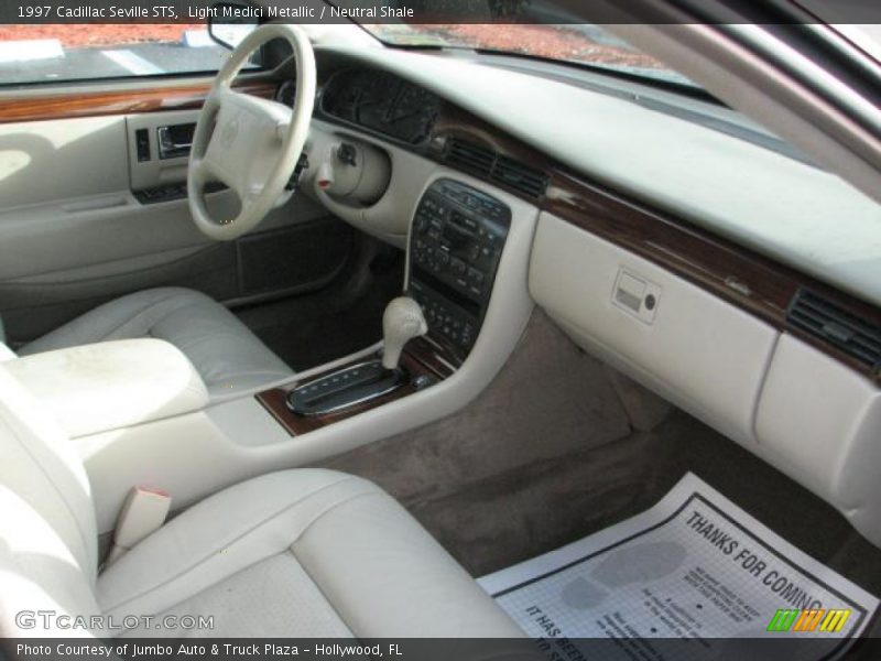 Dashboard of 1997 Seville STS