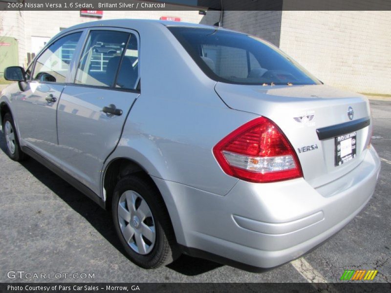 Brillant Silver / Charcoal 2009 Nissan Versa 1.6 Sedan