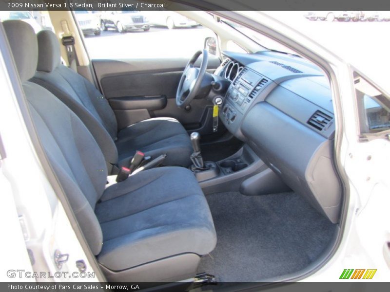 Brillant Silver / Charcoal 2009 Nissan Versa 1.6 Sedan