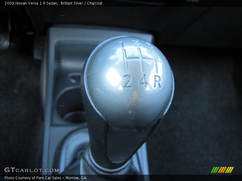 Brillant Silver / Charcoal 2009 Nissan Versa 1.6 Sedan