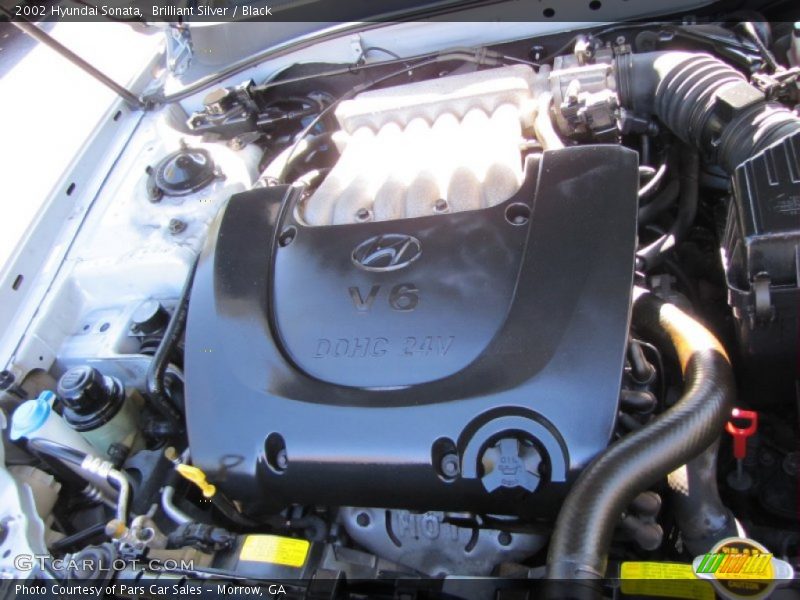 Brilliant Silver / Black 2002 Hyundai Sonata
