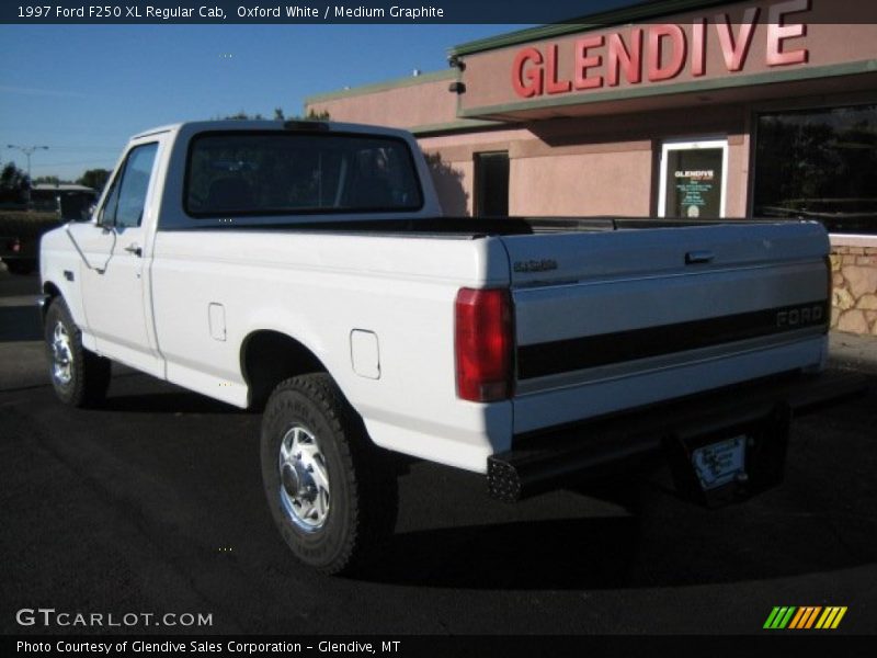 Oxford White / Medium Graphite 1997 Ford F250 XL Regular Cab
