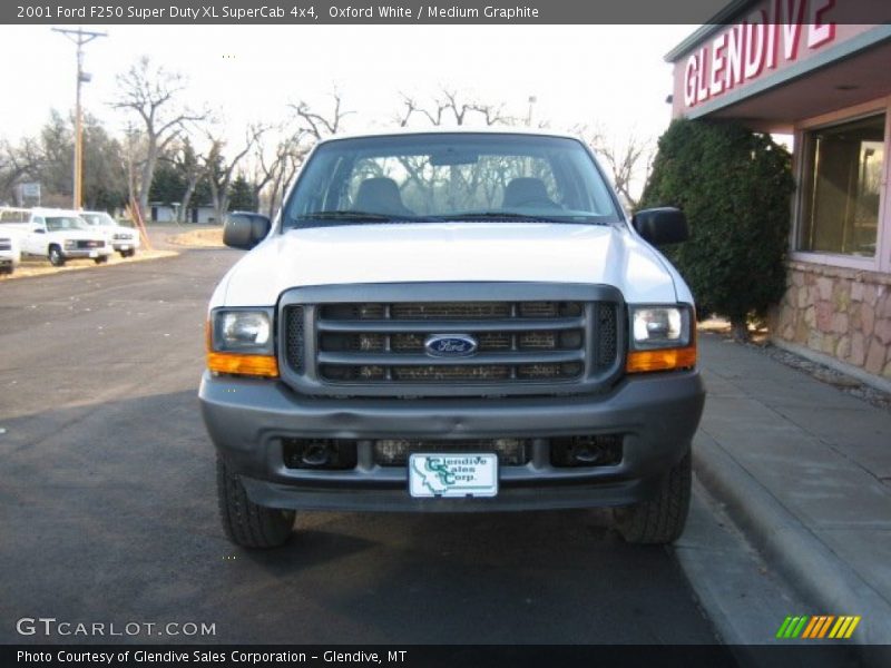 Oxford White / Medium Graphite 2001 Ford F250 Super Duty XL SuperCab 4x4
