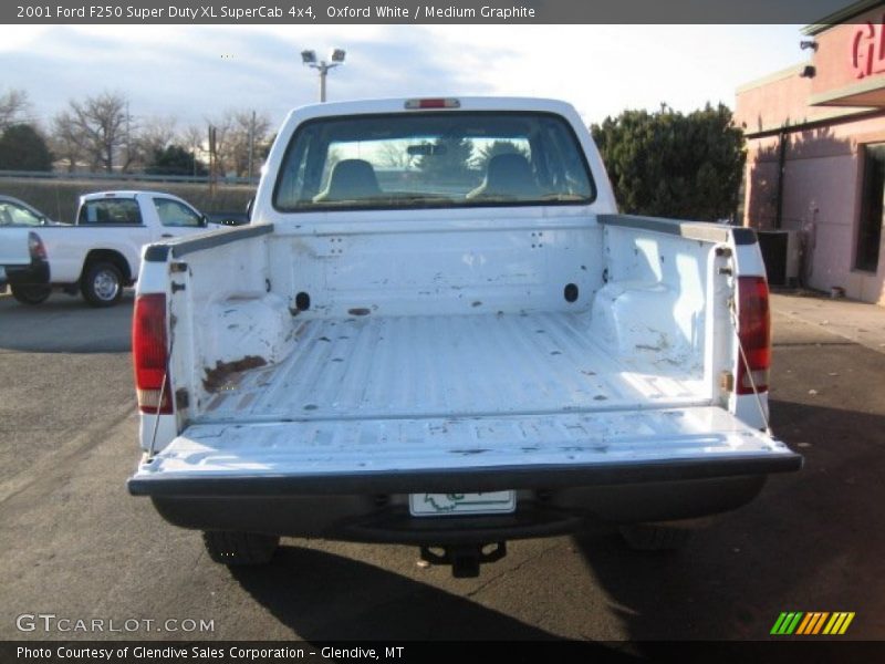 Oxford White / Medium Graphite 2001 Ford F250 Super Duty XL SuperCab 4x4