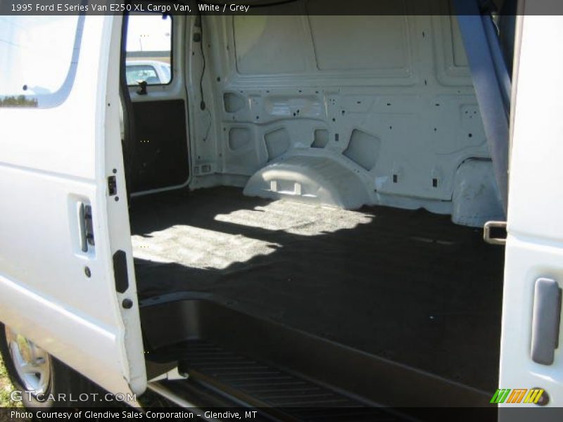 White / Grey 1995 Ford E Series Van E250 XL Cargo Van