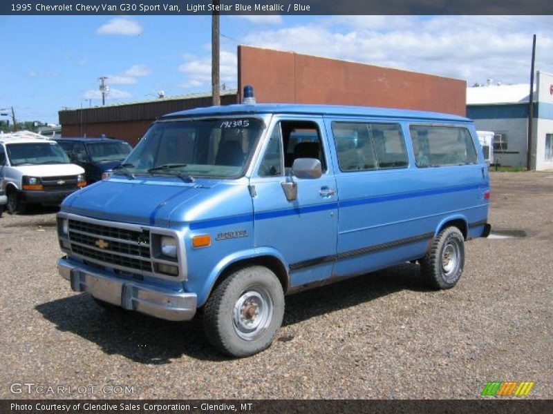 Front 3/4 View of 1995 Chevy Van G30 Sport Van