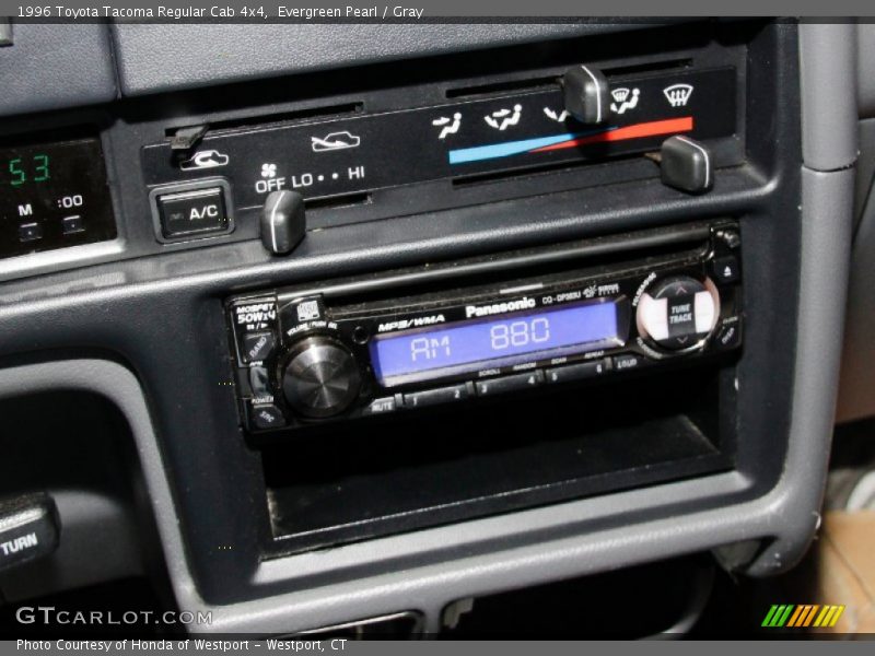 Evergreen Pearl / Gray 1996 Toyota Tacoma Regular Cab 4x4