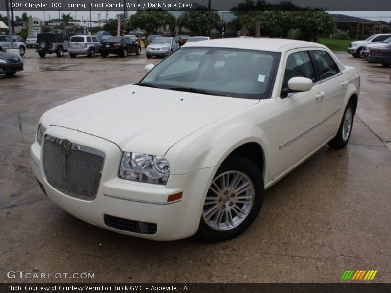 Cool Vanilla White / Dark Slate Gray 2008 Chrysler 300 Touring