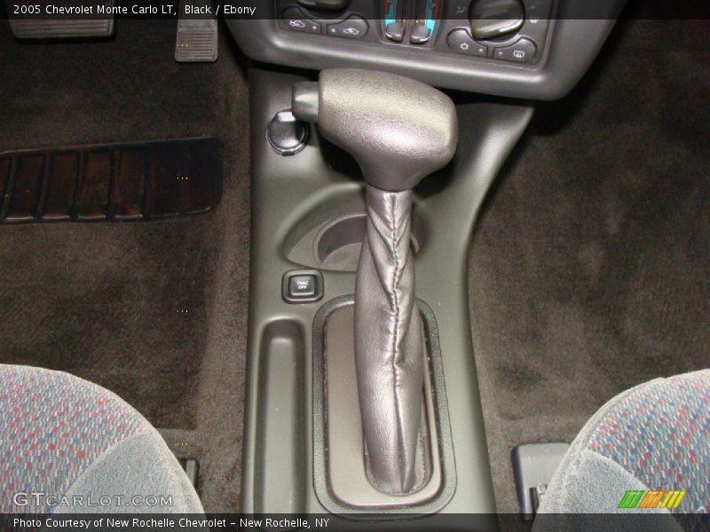 Black / Ebony 2005 Chevrolet Monte Carlo LT