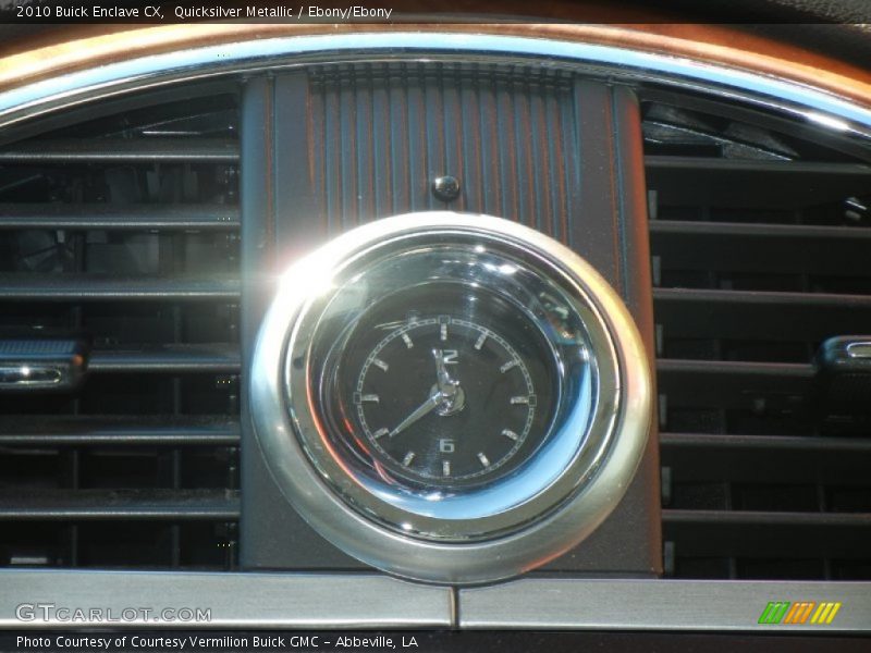 Quicksilver Metallic / Ebony/Ebony 2010 Buick Enclave CX
