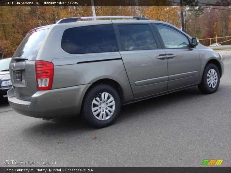 Titanium Silver / Gray 2011 Kia Sedona LX