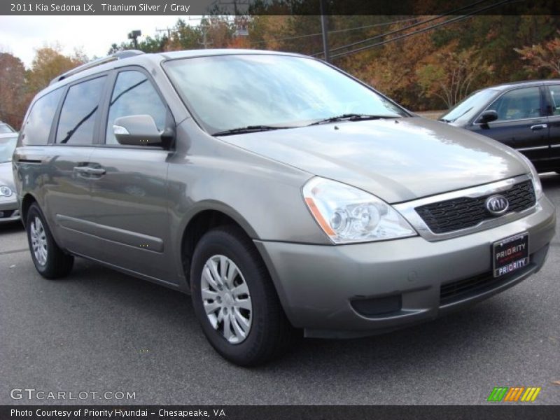Titanium Silver / Gray 2011 Kia Sedona LX