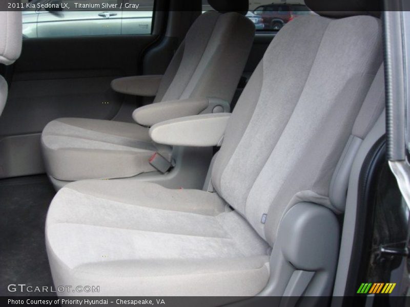 Titanium Silver / Gray 2011 Kia Sedona LX