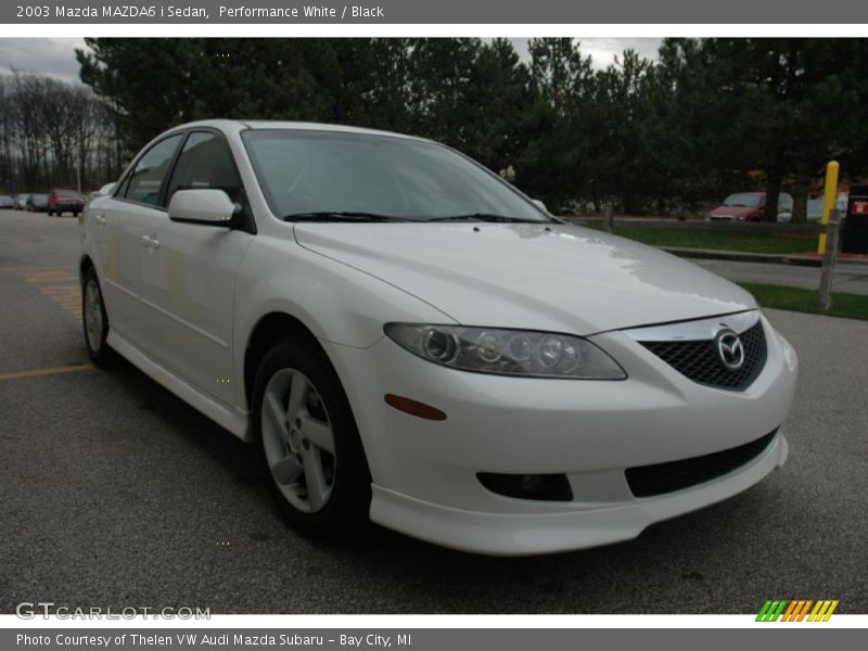 Performance White / Black 2003 Mazda MAZDA6 i Sedan