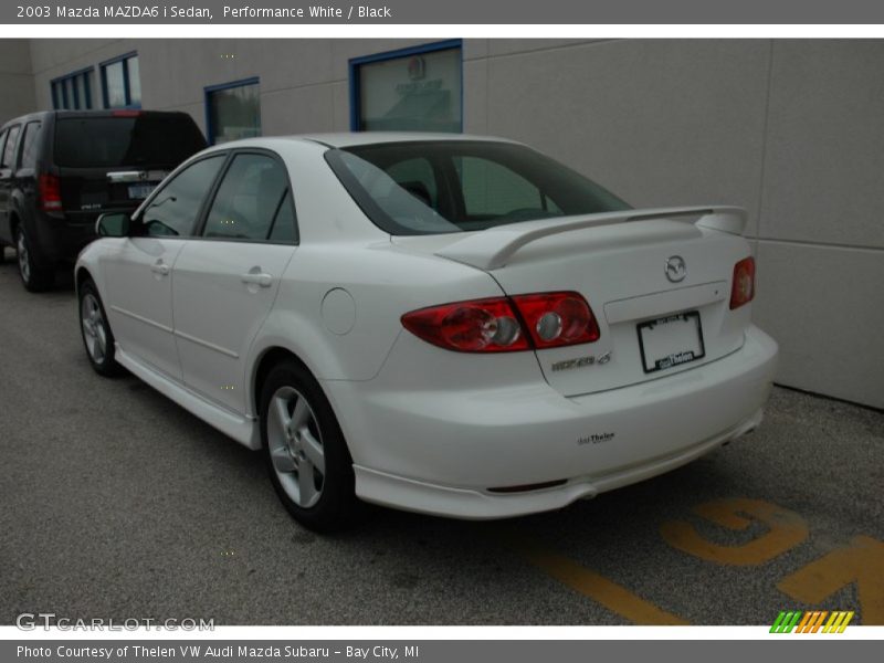 Performance White / Black 2003 Mazda MAZDA6 i Sedan