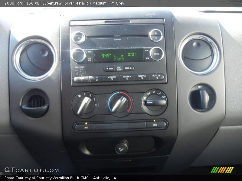 Silver Metallic / Medium Flint Grey 2008 Ford F150 XLT SuperCrew