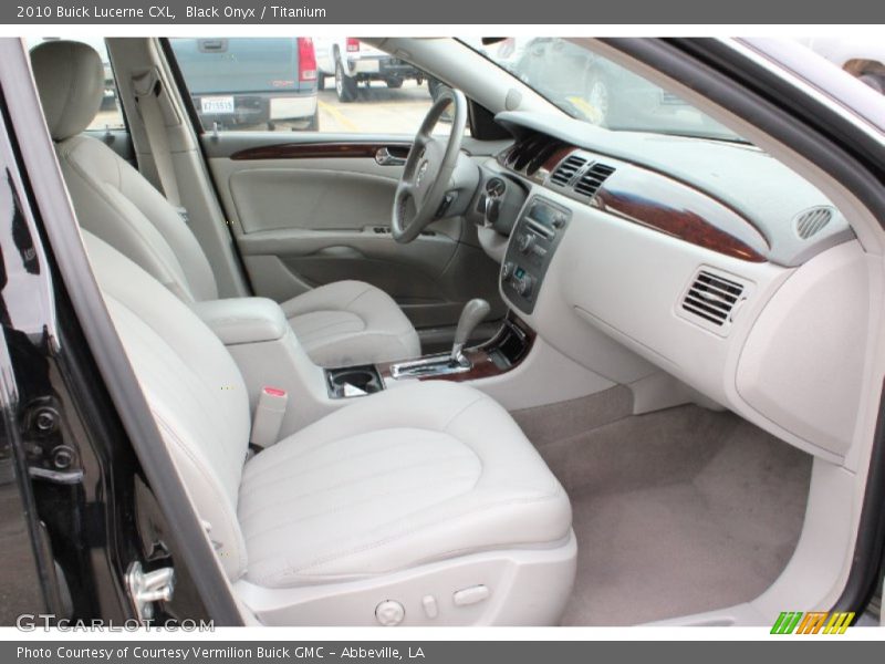 Black Onyx / Titanium 2010 Buick Lucerne CXL